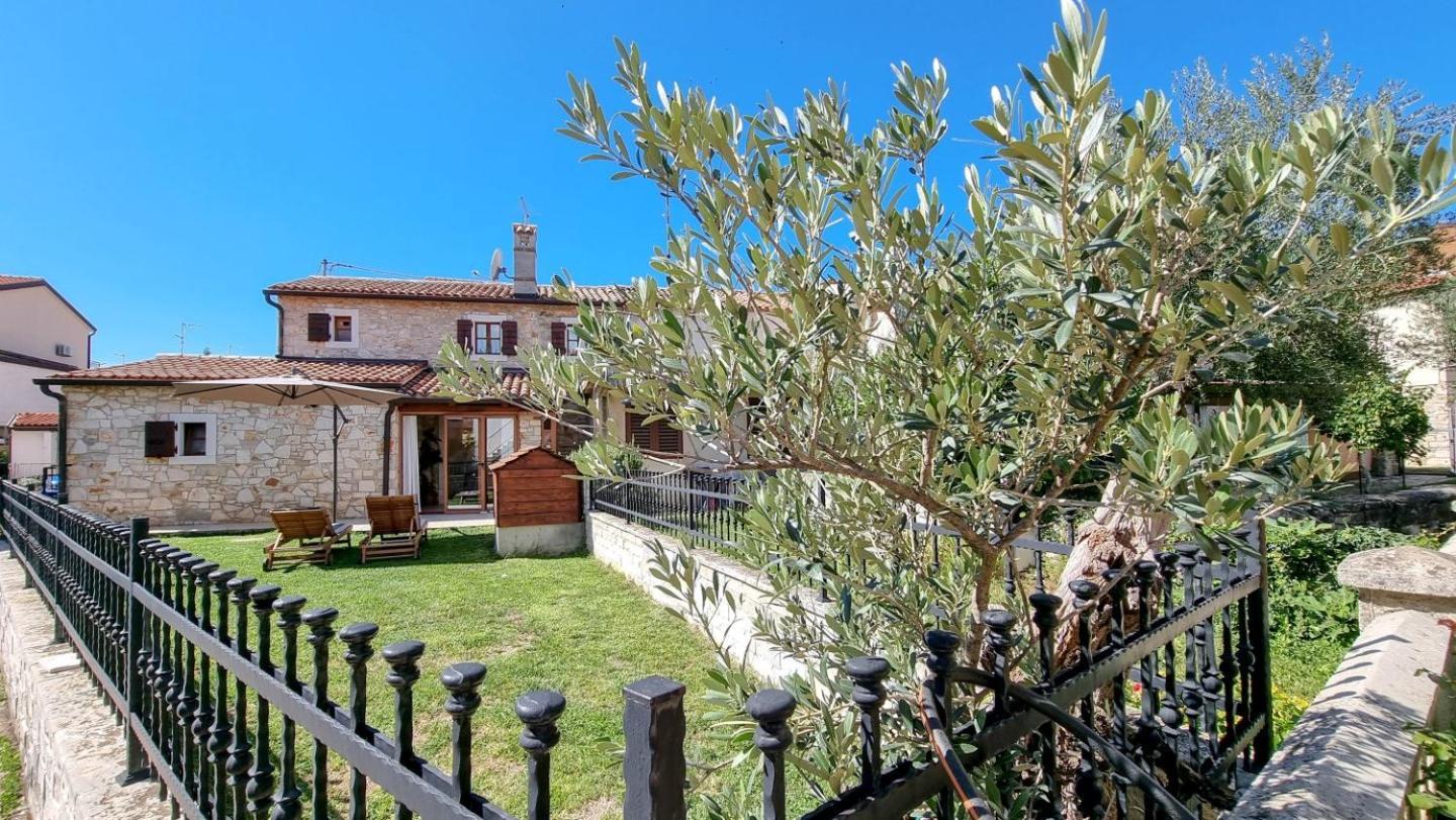 Ariana Villa Novigrad  Bagian luar foto