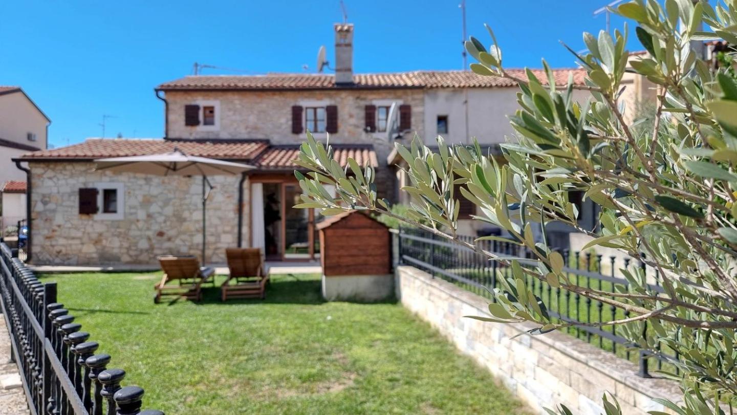Ariana Villa Novigrad  Bagian luar foto